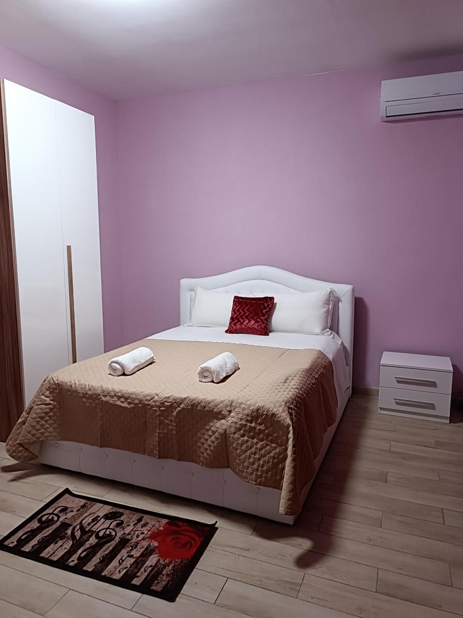 Locazione Turistica 2 Bed and Breakfast Tessera Buitenkant foto