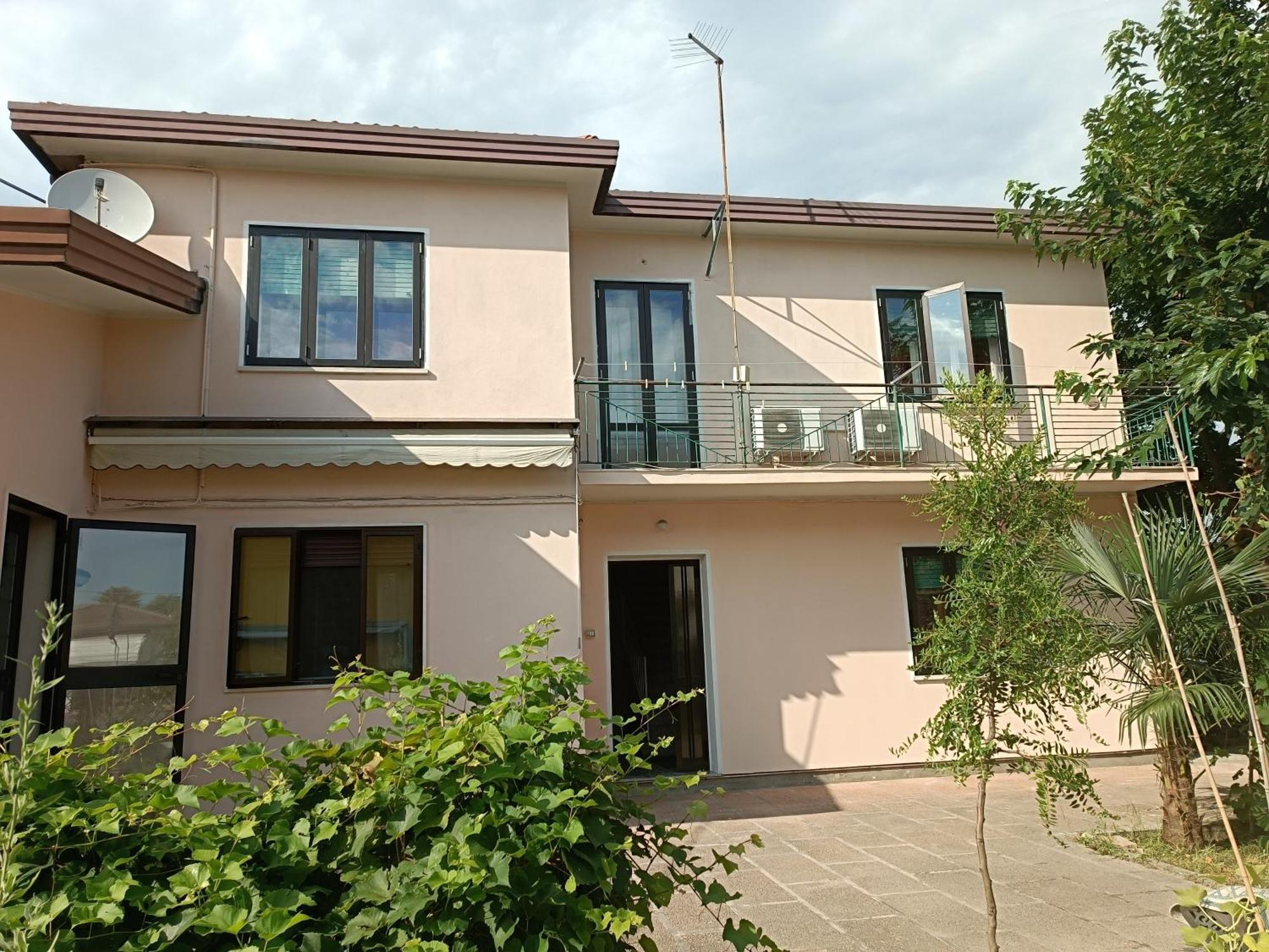 Locazione Turistica 2 Bed and Breakfast Tessera Buitenkant foto